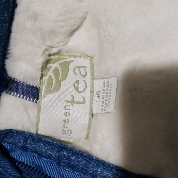 Green Tea SUPER Soft Fleece puffer vest - Picture 6 of 6